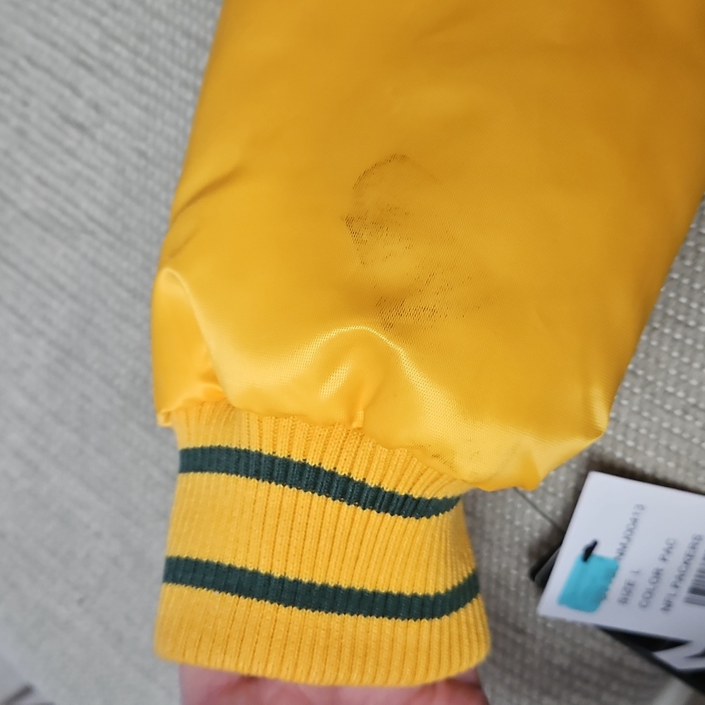Green Bay Packers Women's Puffer Jacket Size L New NWT Wisconsin GIII ** READ** - Picture 16 of 16